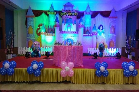 Premium birthday party decorations Bangalore