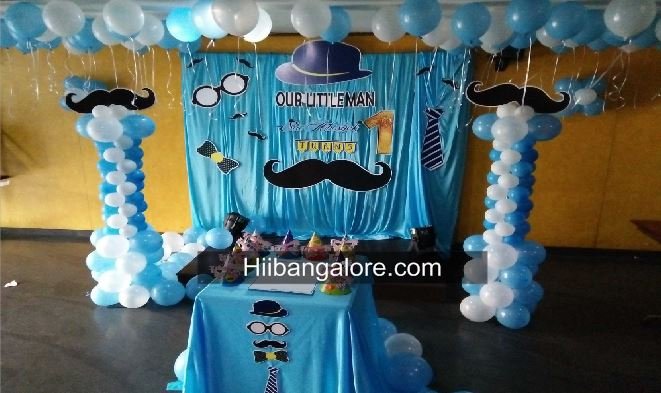 simple little man theme balloon decoration